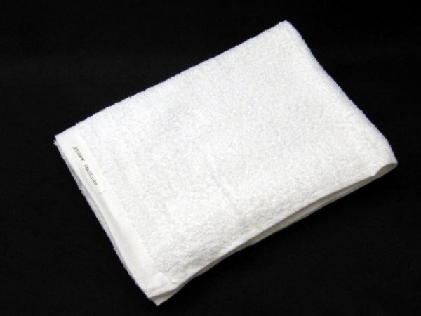 1000匁白バスタオル　１ケース（60枚入り）