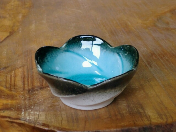 藍染スカイ梅型3寸小鉢（小付鉢）