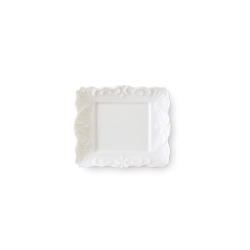【日本製】額皿 Sサイズ アラベスク長角皿 11.6×9.8cm (山九 白磁 飾り皿 小皿)