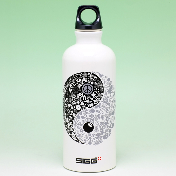 �g���x���[�f�U�C���u�C�� ���� 0.6L�v