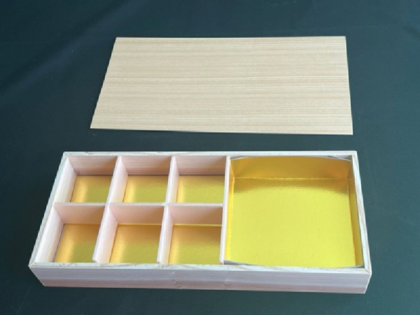 �y�����ʁz�{�ܔ��i��j