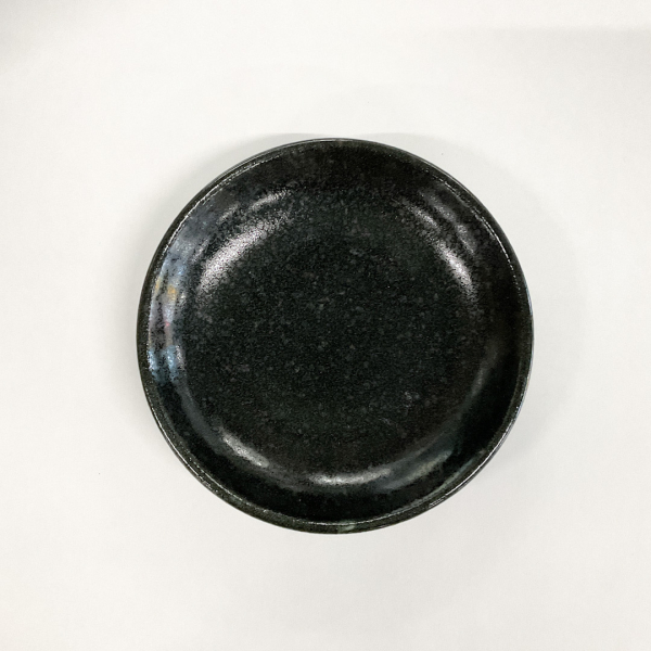 業務用 黒釉　Φ13.6cm　4.0皿　和食器　黒いお皿　【A品B品