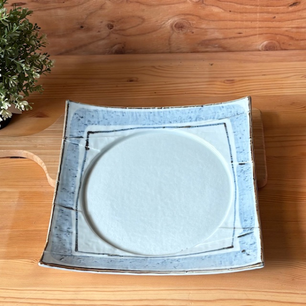 【在庫限り特別価格】角皿　淡彩ライン　8.5寸四方皿