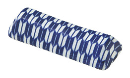 ���R �� ���� ���u��