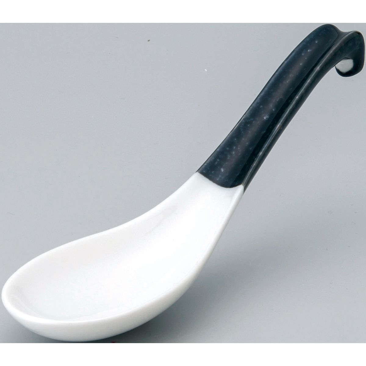 ������ ����e ���[���������Q