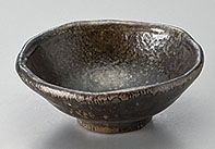 ����4���[����