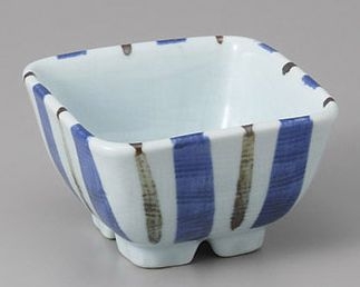 ��������)���\���p����(��)