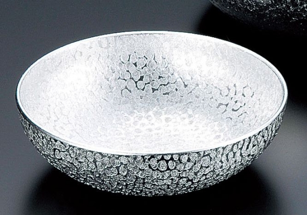 �A���~���j����9cm