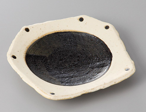 �a��������M