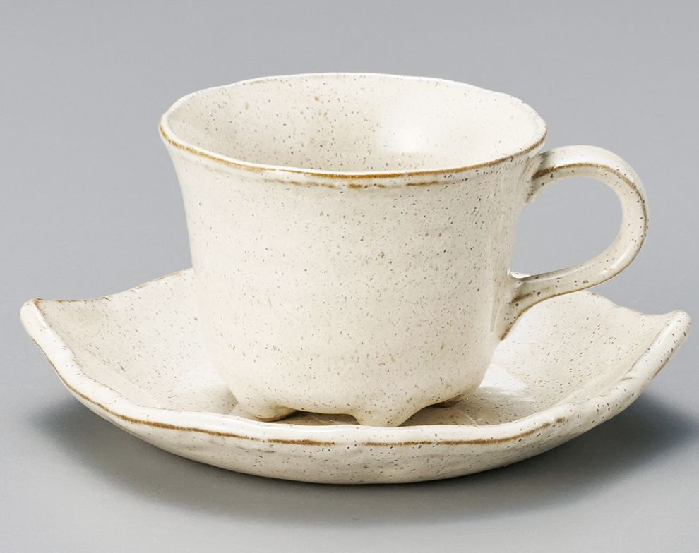 ���ɉ�ؗt�R�[�q�[�q�M