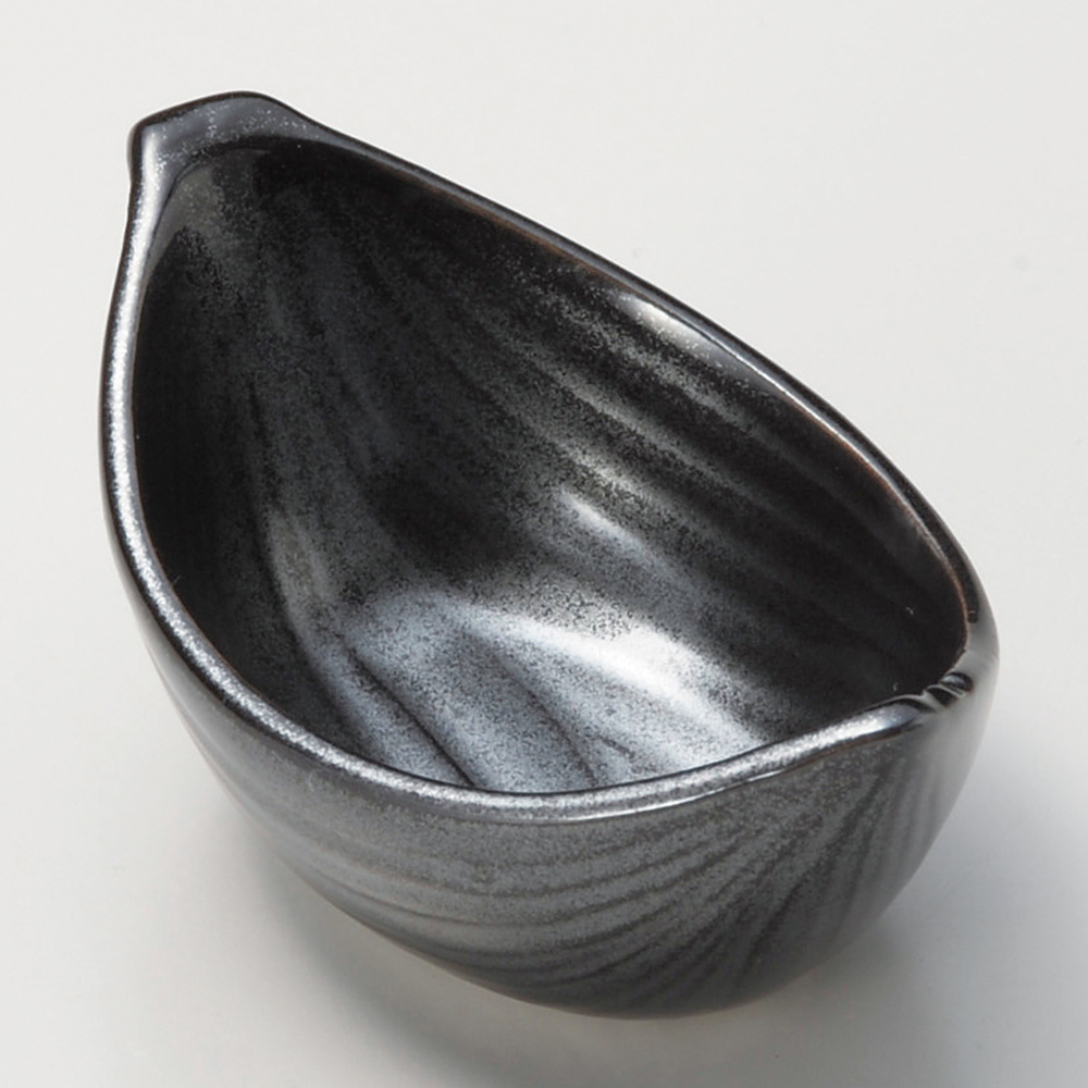 ���֍��M���t