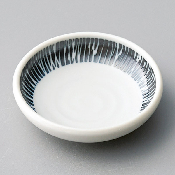 �����\�����M