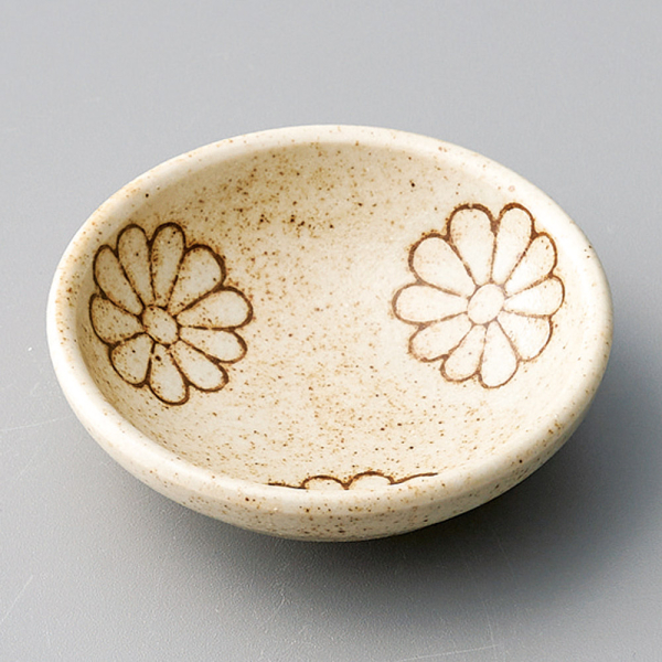 ���g���e�x�[�W�����M