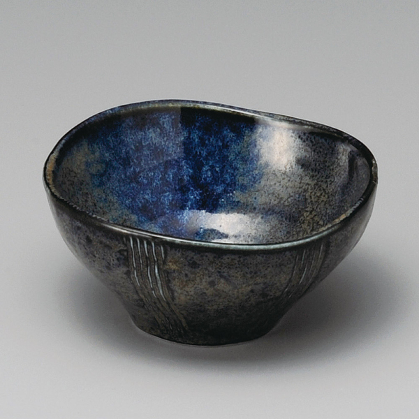 ������ʎO�p�^�^�L����