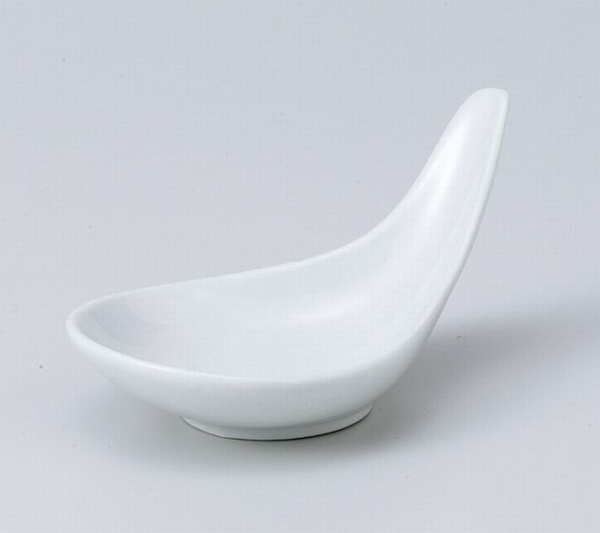 J�e�B�A���{�[����