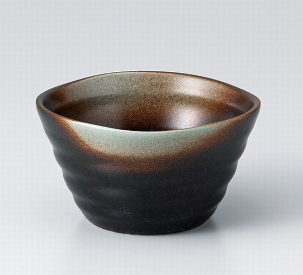 �ق̂��� ��