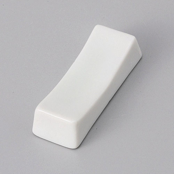 �������u