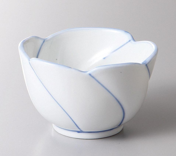 �����~����