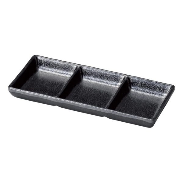 ������)���Ԃ���3�_���� ��