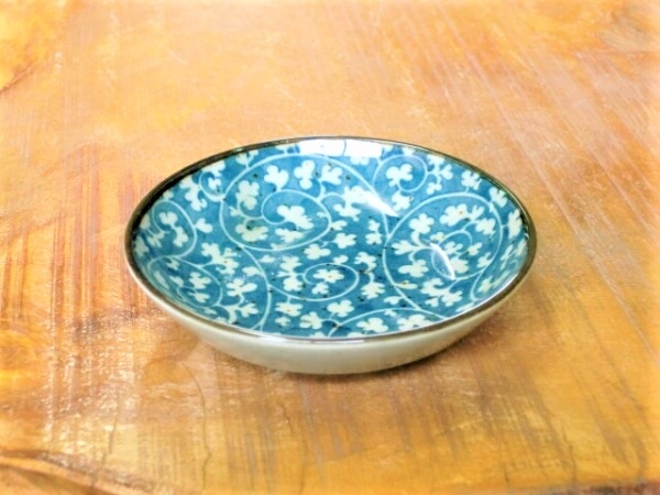 �v�q3.3�M�i���M�j