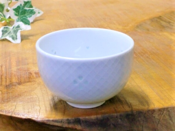 【B級品在庫処分価格】桜すかし彫り煎茶碗