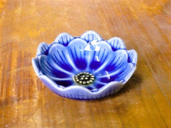 �f�C�W�[������