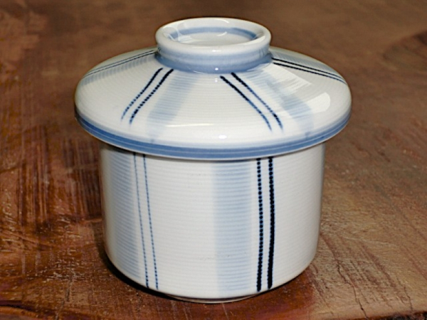 �y��������z�e�q�\�������q�i���q�����j