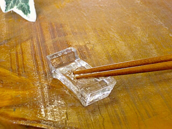 �y�݌ɏ����i�z�K���X�N���X�^�����p���u