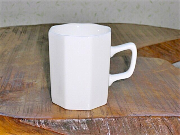 �yB���i�݌ɏ������i�z�j���[�{�����p�}�O�J�b�v