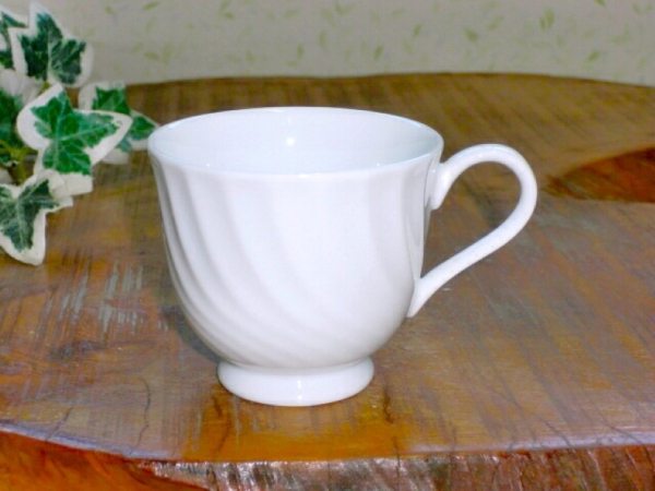 �y�݌ɏ����i�z�����E�F�[�u�R�[�q�[�q