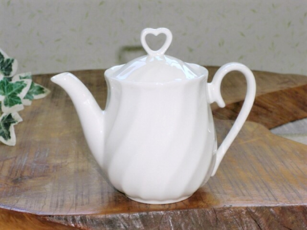 �y�݌ɏ����i�z�j���[�{���n�[�g�l�W�|�b�g�u���v�i�A�~�Ȃ��j