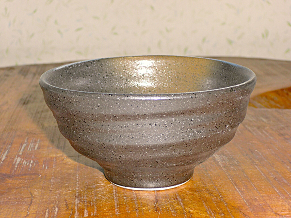 ���n�낭��ڔјq�u���v�i�������q�j