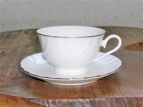 �y�݌ɏ����i�z�l�W�^�S�[���h���C���g���J�b�v���\�[�T�[