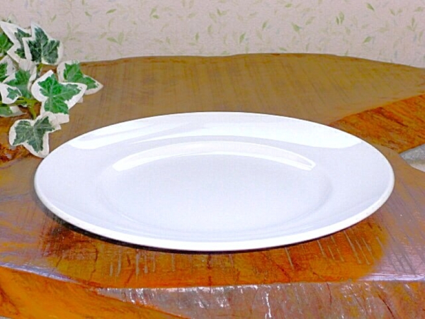 �yB���i�݌ɏ������i�z��9�C���`�����v���[�g