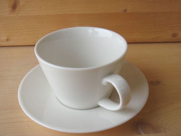 �Ɩ��p Cone�X�̃J�t�F�I�|���q�M�@