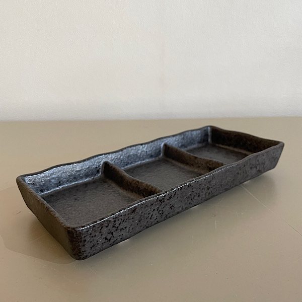 �������O�c�d�؂�M