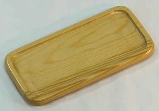 �ؐ� �J�X�^�[�g���[ M ���~�i�`�������z���C�g