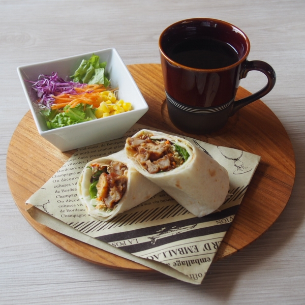 �I���[�u�I�C��27cm�ۃ����`�v���[�g