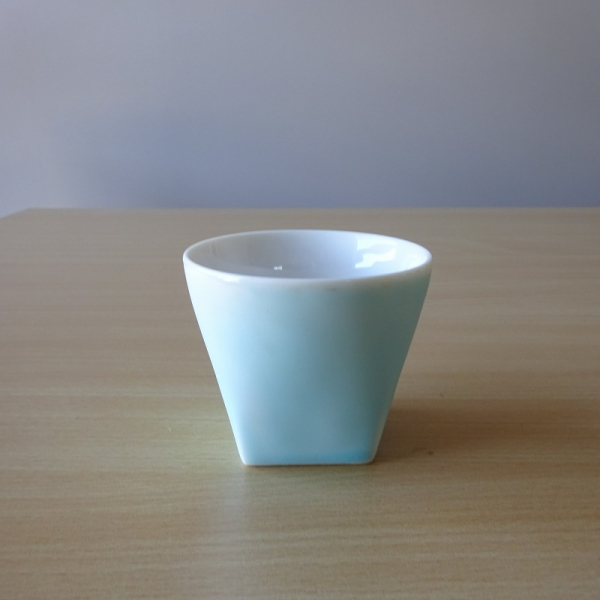 ���C�g�u���[80�}���`�J�b�v