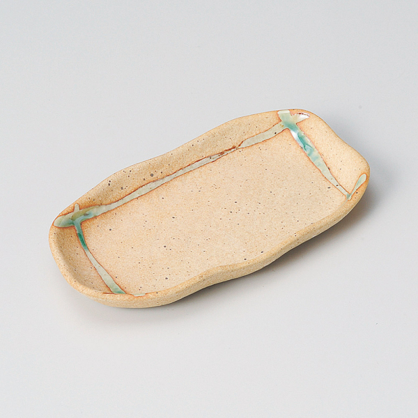 �������U���ό`���M�@�@17.8�~9.5�~2.3cm